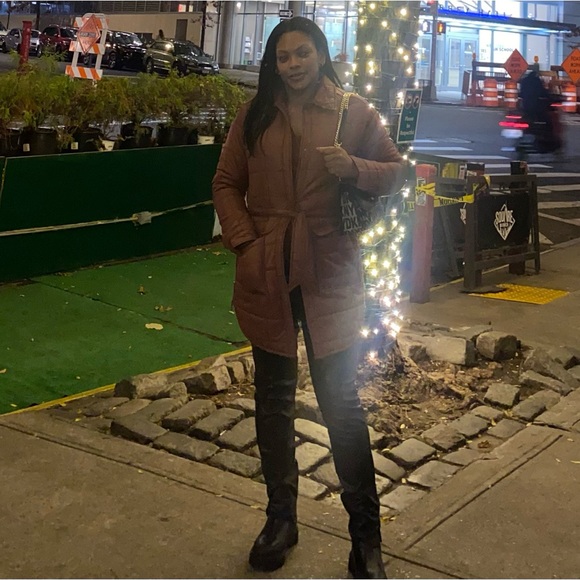 Brown quilted lightweight puffer jacket. - Picture 4 of 4